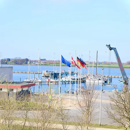 Apartment Fw Sommersandsonne - Am Yachthafen- Burgtiefe auf Fehmarn